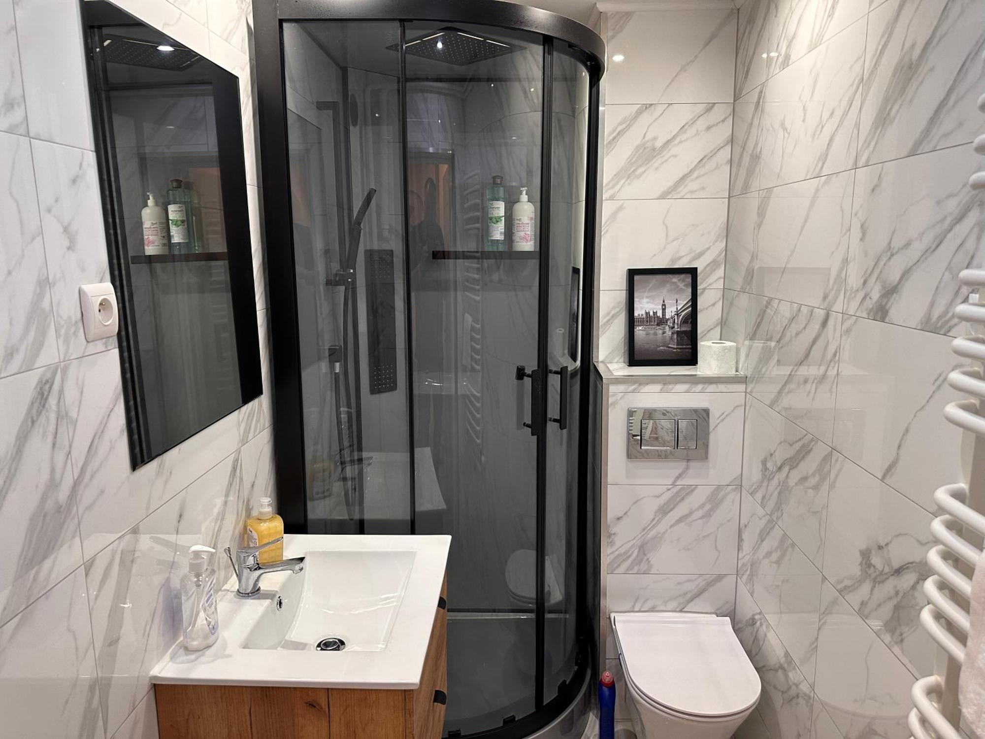Apartamenty Ktw Central Station Katowice Kültér fotó
