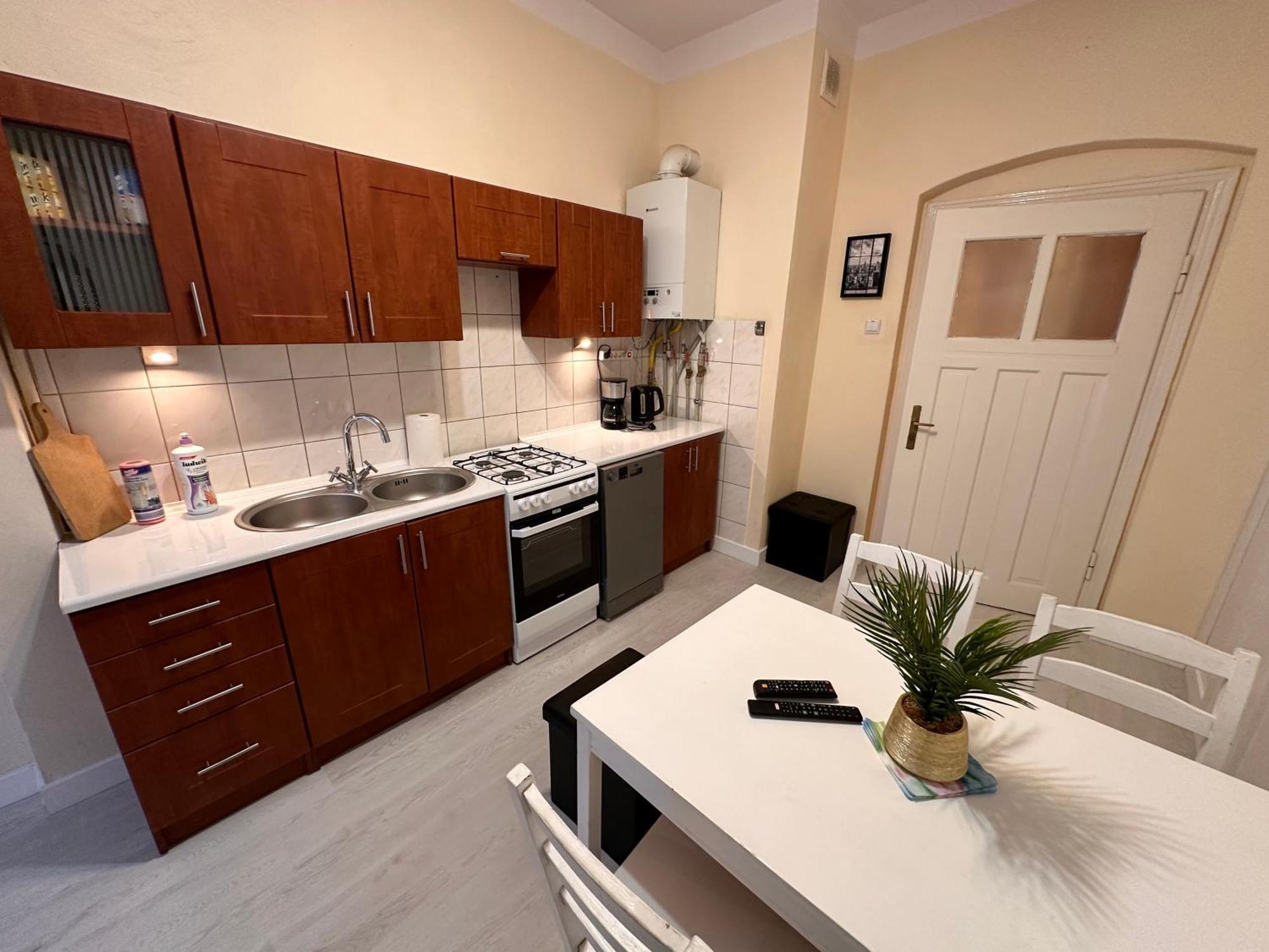 Apartamenty Ktw Central Station Katowice Kültér fotó
